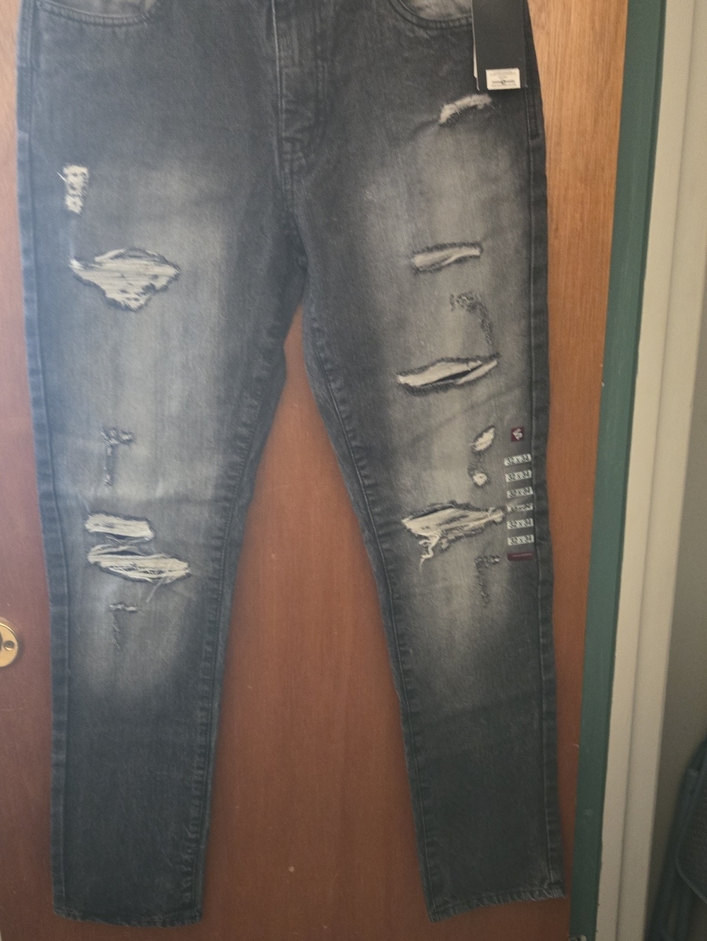 Distressed High-Rise Jeans - Washed Black